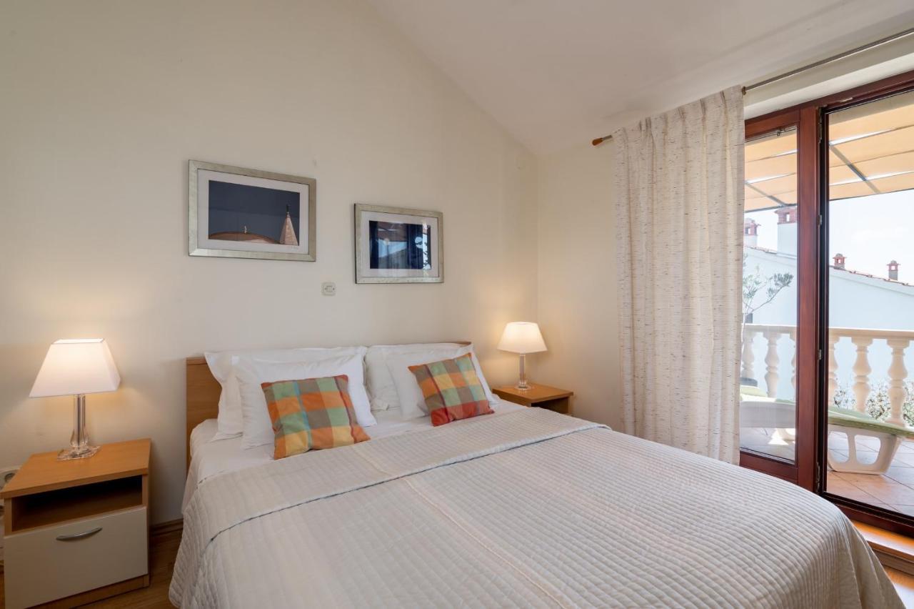אוגייאן Apartments Rozelyn מראה חיצוני תמונה
