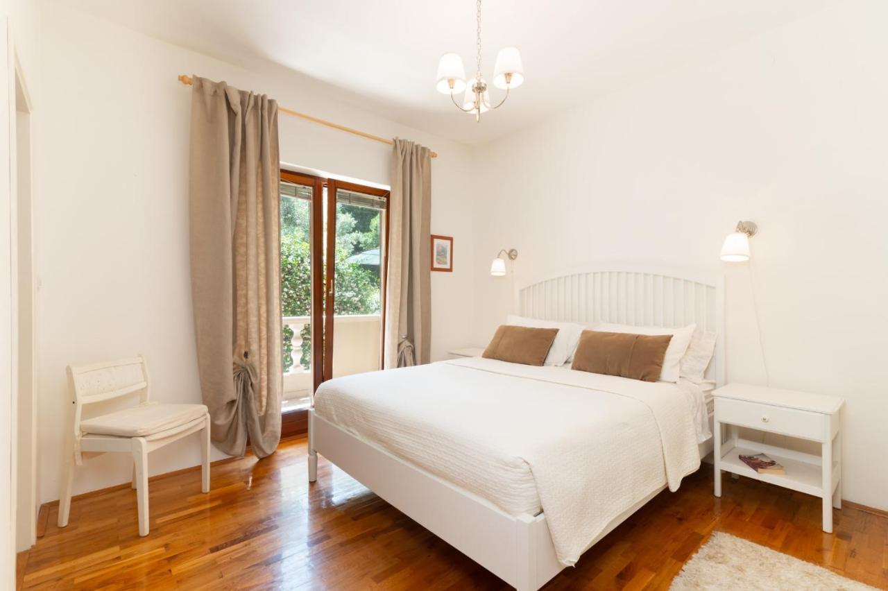 אוגייאן Apartments Rozelyn מראה חיצוני תמונה