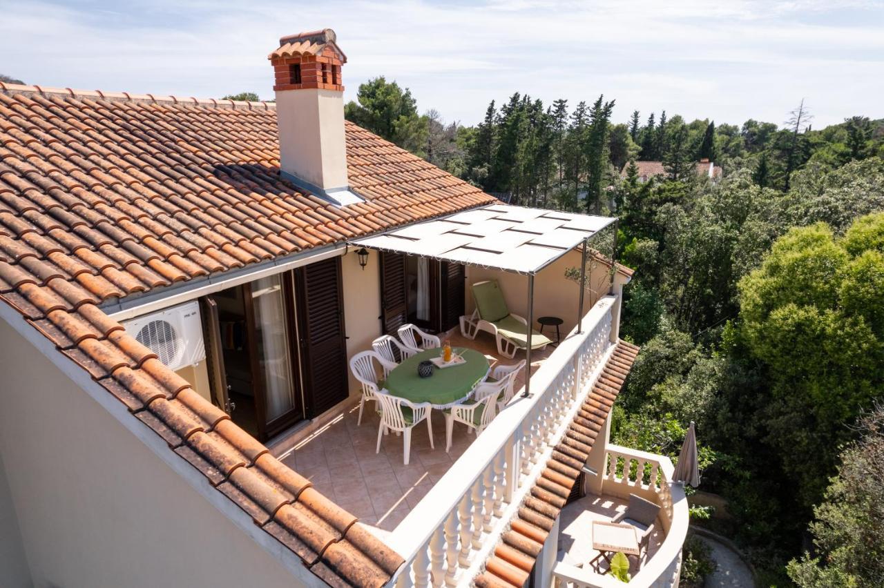אוגייאן Apartments Rozelyn מראה חיצוני תמונה